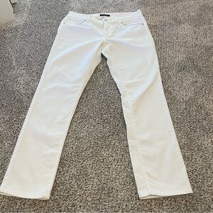 WHITE HOUSE BLACK MARKET WHITE SLIM ANKLE JEANS